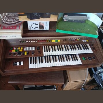 Elektrické varhany Yamaha Electone B-75