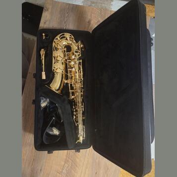 Prodám alt saxofon Yamaha YAS- 280