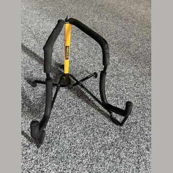 Stojan na kytary Hercules HCGS-302