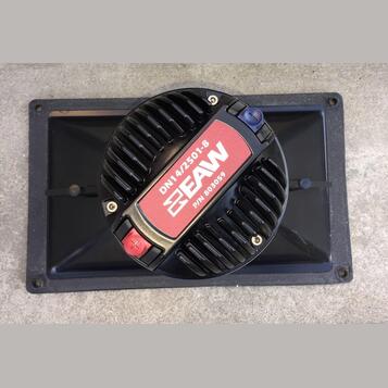 EAW DN14/2501-8 nebo RCF ND2530-T3