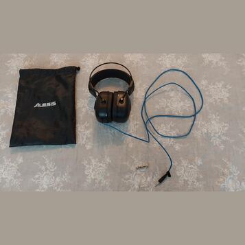 Sluchátka Alesis DRP100