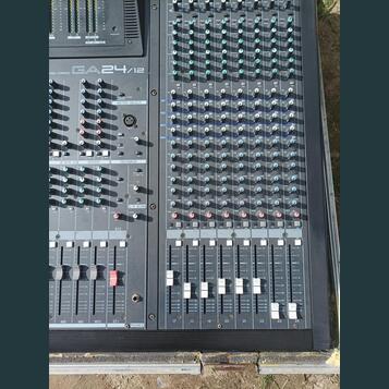 SLEVA!!!   Yamaha GA24/12