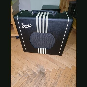 Supro Delta King 10 combo