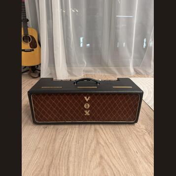 Vox AC30 hlava z roku 1964