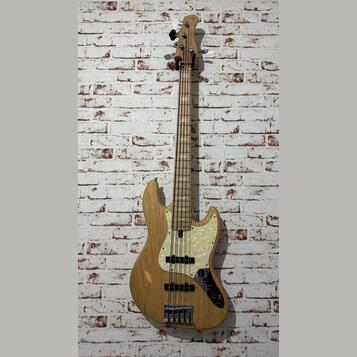 Původní Sire Marcus Miller V7 Swamp Ash-5 NT 2nd Gen