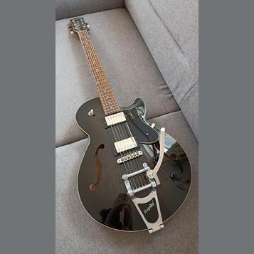 Godin Montreal Premiere Trans Black