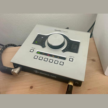 UAD Apollo Twin Duo pro Mac + Apple Thunderbolt redukce