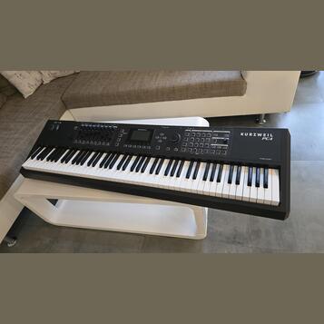 Prodám Kurzweil PC4 syntezátor, piano, workstation 