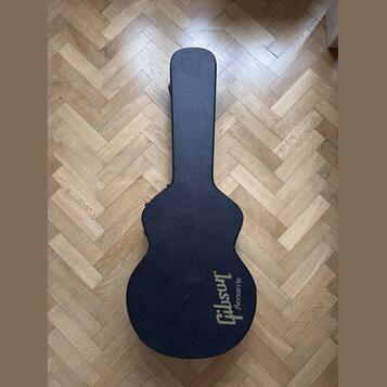 Kufr Gibson na Akustickou kytaru nebo hlubší celolubovku