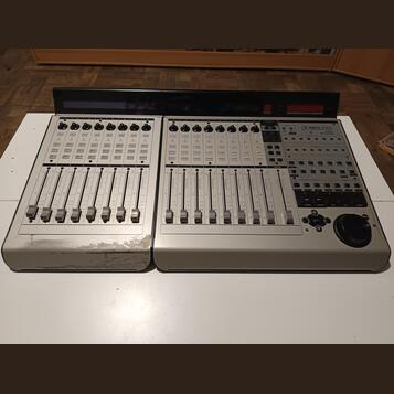 MACKIE MCU PRO + XT PRO 