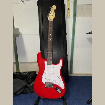 Fender Squier Stratocaster HT