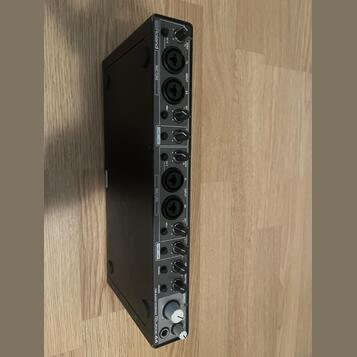 Roland Rubix 44