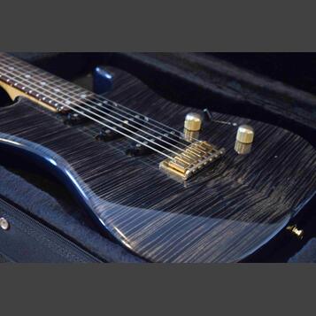 Valley Arts Custom Pro USA Short Scale 