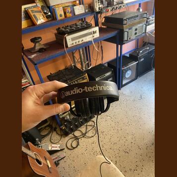 Sluchátka Audio-technica