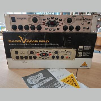 V Amp pro Bass