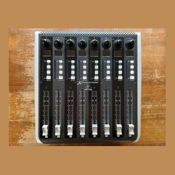 Behringer X-Touch Extender