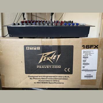 Mixpult Peavey 16in, 8 out s efekty