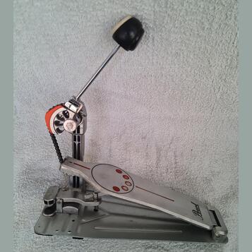 Pedál/šlapka singl Pearl P-930 Demonator – řetězový