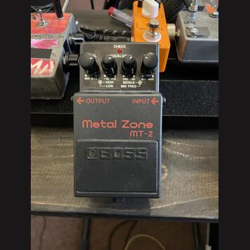 Boss MT 2