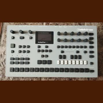 Analog Four mk2 
