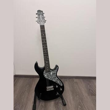 Line 6 Variax 500 - černá, velmi dobrý stav