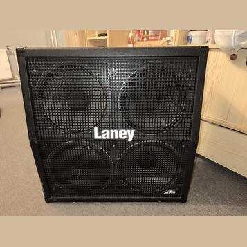 Prodám repro Laney lx412A