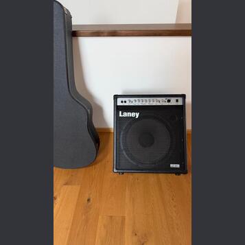 Prodám basové kombo Laney