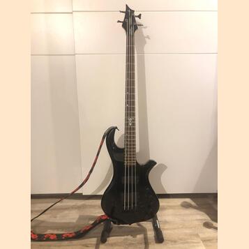 Baskytara Traben Arrey 4 special