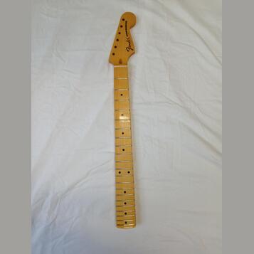 Prodám krk Fender Stratocaster