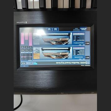 Korg Nautilus 88.