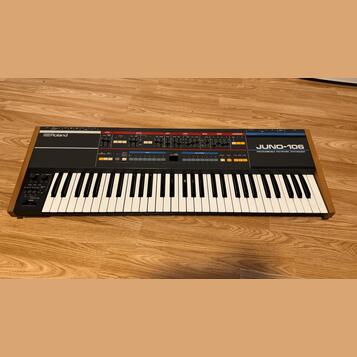 Roland JUNO 106 Perfektní stav