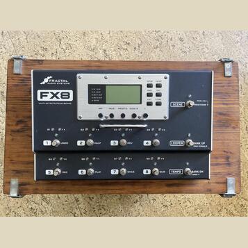 Fractal FX8 