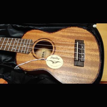 Cascha HH 2027 Premium Sopránové ukulele Natural