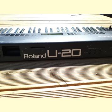 Roland U20 Japonsko