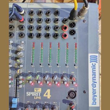 Soundcraft live spirit 4