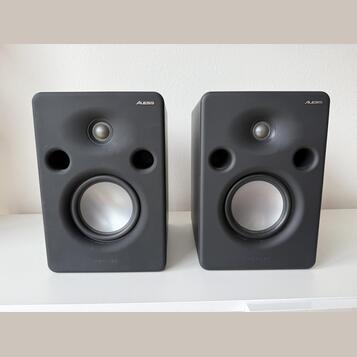 Alesis M1 Active MK3 – studiové monitory (aktivní), TOP stav
