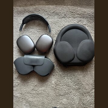 Apple Airpods Max + pouzdro + audio kabel