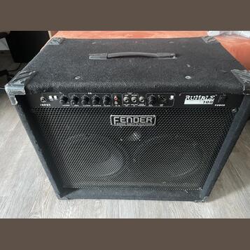 Prodám FENDER RUMBLE 100 v2