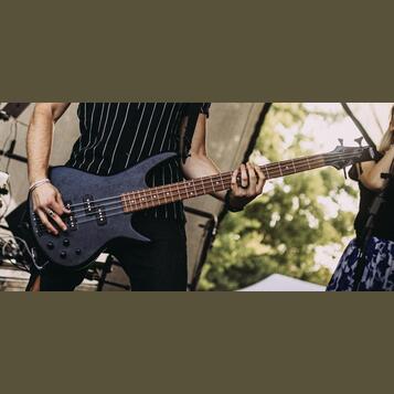 Ibanez GSR200B Weathered Black