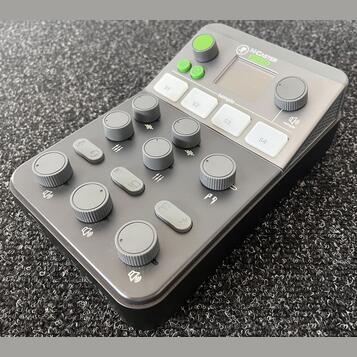 Mackie M-Caster Studio Black