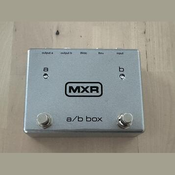 MXR A/B box