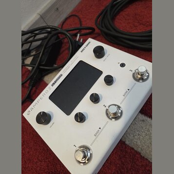 Hotone Ampero II Stomp (+nejake platene Celestion IRka v cen