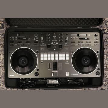 Pioneer DDJ-REV5