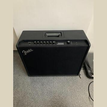 Fender Mustang GT 200