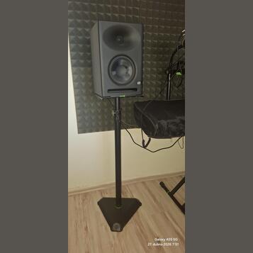 Gravity SP 3202+ PreSonus ERIS E7 XT