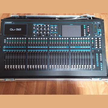 Allen Heath QU-32 Chrome