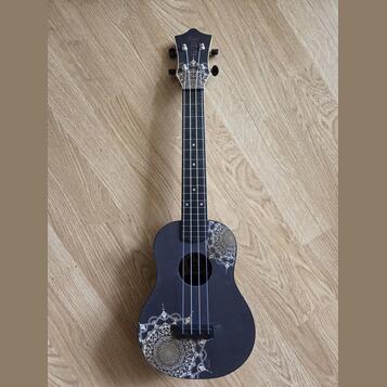 Nehrané ukulele Flight + obal