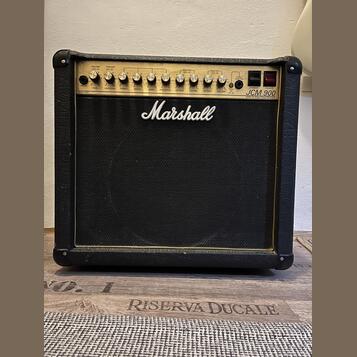 Marshall JCM 900 50W Hi Gain Dual Reverb