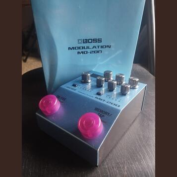 Prodám BOSS MD 200