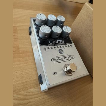Cali76 Bass Compressor - Origin Effects 